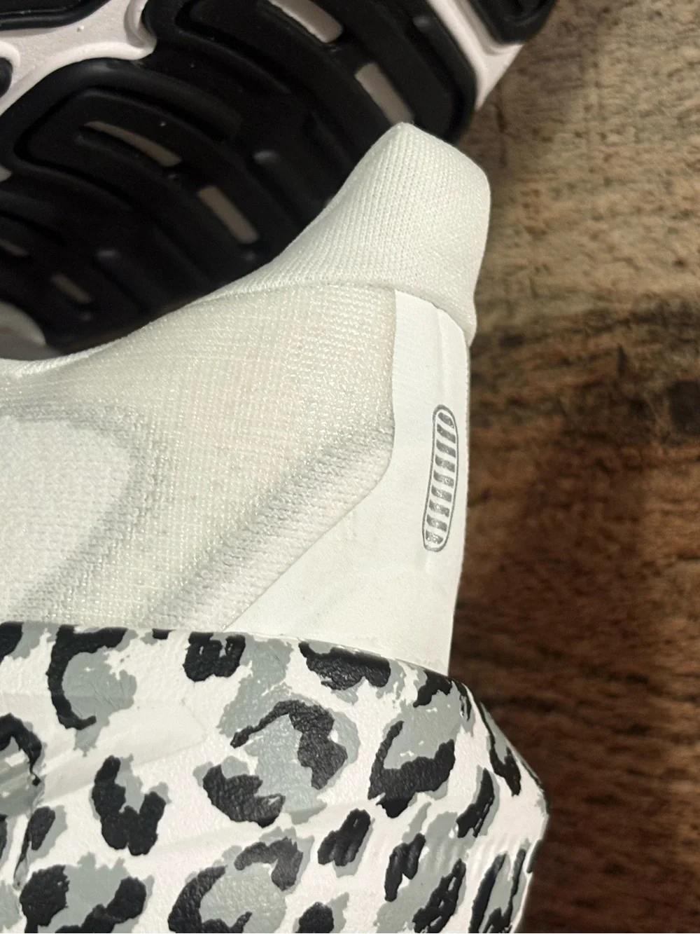 Brooks White Sneakers with Black & Gray Leopard-Print Midsole - Picture 4 of 6